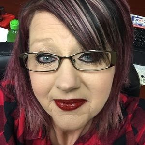 Meet your Posher, Patsy